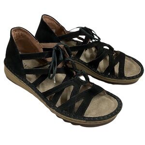 Naot Yarrow Ghillie Lace Up Black Leather Sandal, New in Box